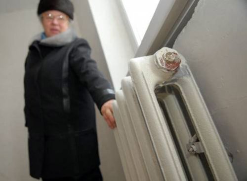 Дома и общежития военных Севастополя до сих пор остаются без тепла
